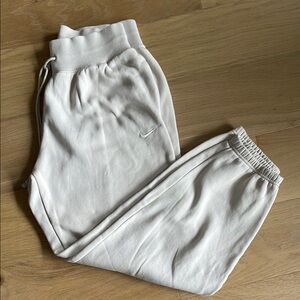 Nike Phoenix high waisted fleece jogger sweatpants
